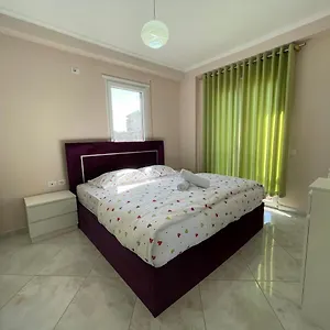 https://i-love-tirana.hotels-in-tirana.com
